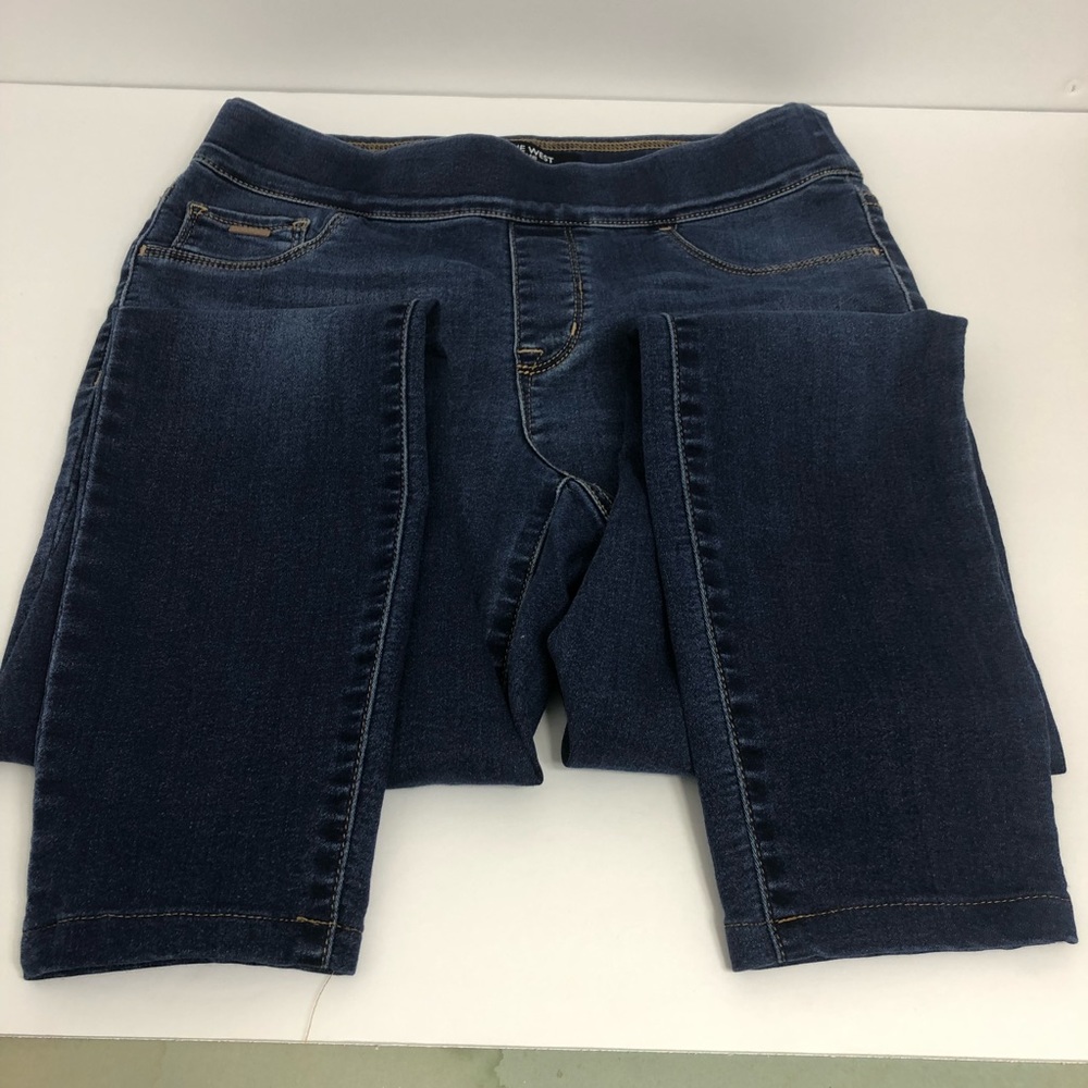 Nine West pull on KEGG omg size 4